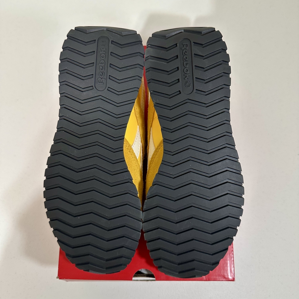 Reebok Classic Yellow and White Sneakers - Picture 6 of 7